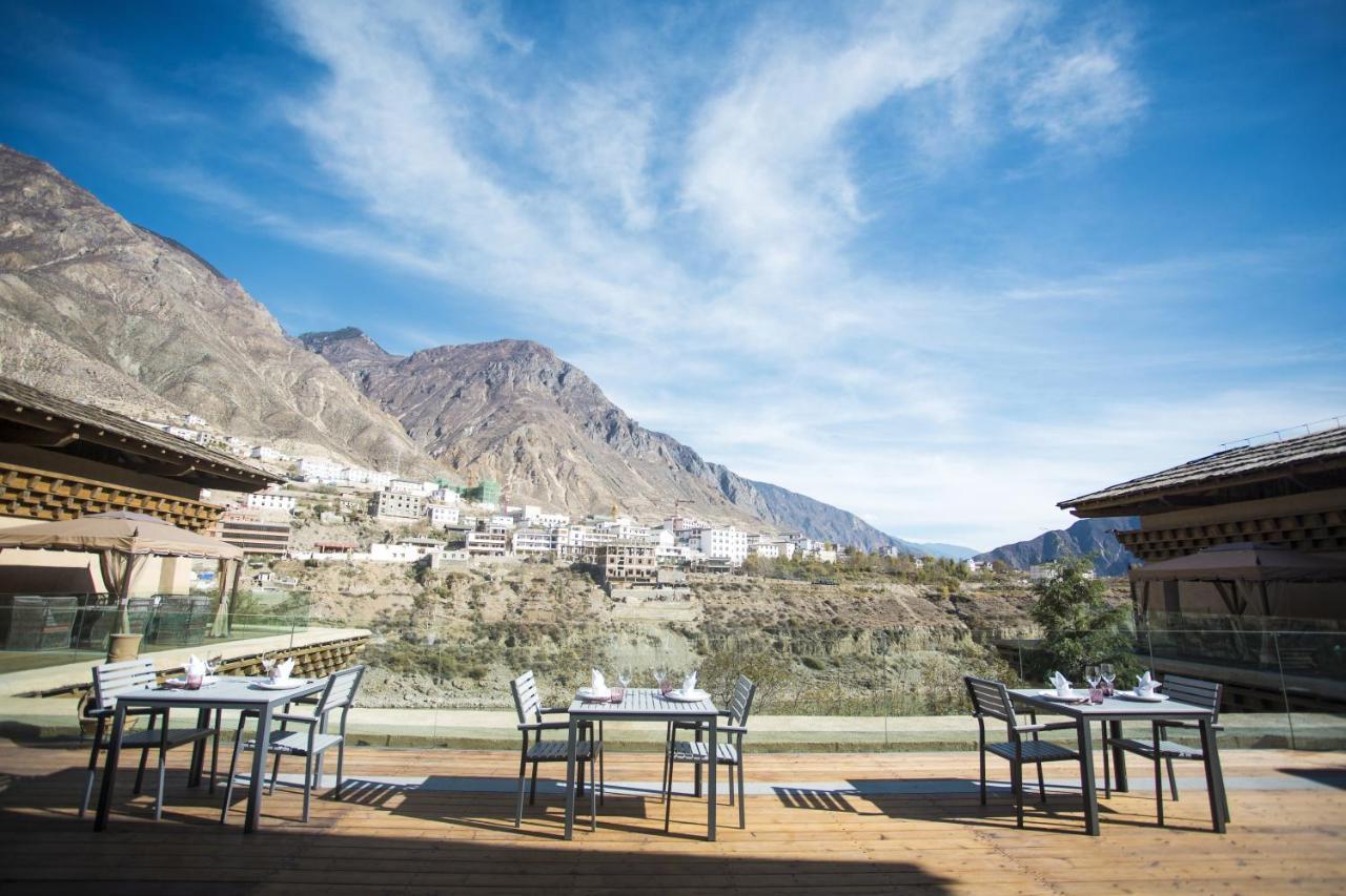LUX* Tea Horse Road Benzilan Hotel Exterior foto