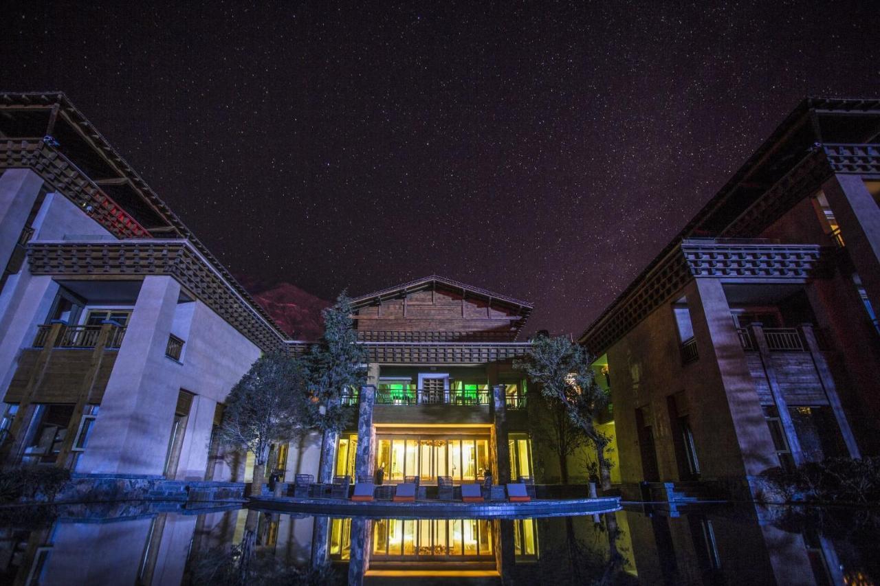 LUX* Tea Horse Road Benzilan Hotel Exterior foto